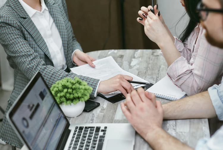Cosa chiedere quando si compra casa: guida completa per un acquisto sicuro e consapevole